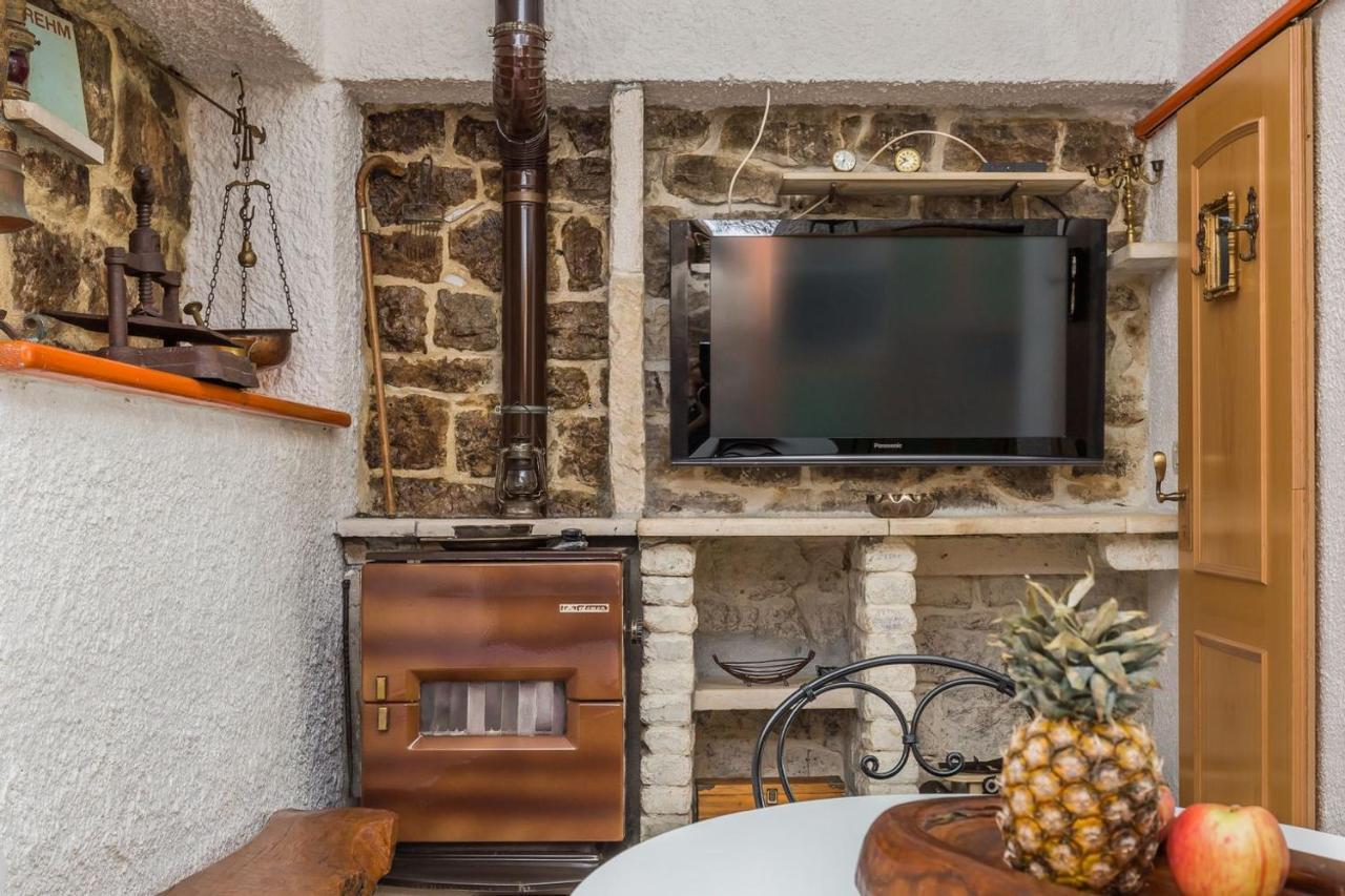 Mini Stone House Villa Omiš Kültér fotó