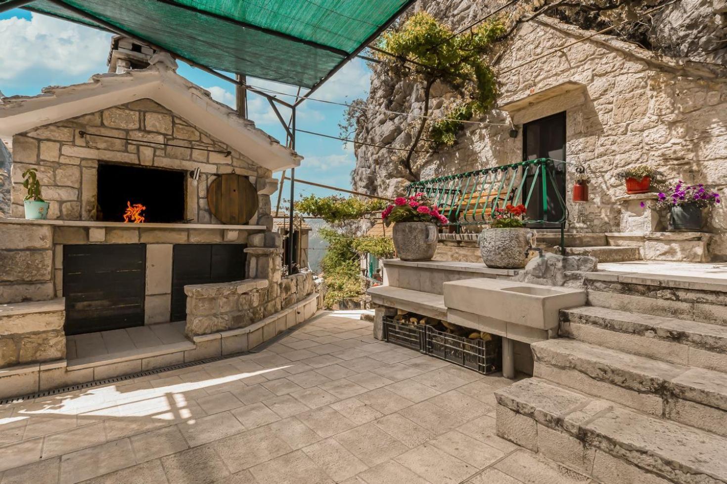 Mini Stone House Villa Omiš Kültér fotó